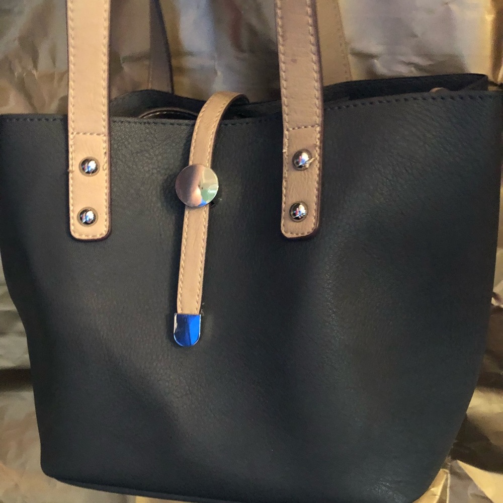 Charming Charlie purse